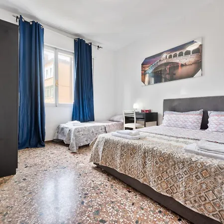 Cozy In With Free Parking Venezia